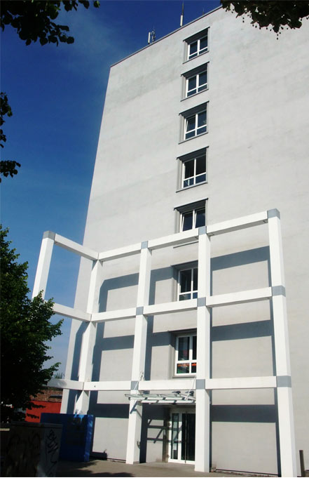 Zweite Seitenansicht